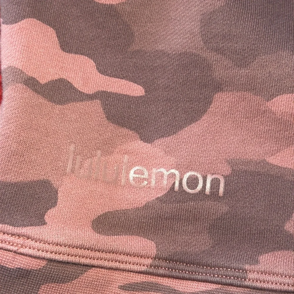 Lululemon Perfectly Oversized Crew Heritage 365 Camo Brier Rose Multi Sz 16! - Picture 8 of 8
